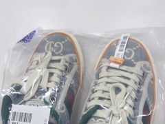 -布瑞琳洗衣(西堤红山店)