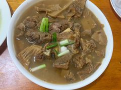 笋干炖排骨-温州一家人美食(西木头市店)
