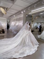 -艾米丽婚纱礼服