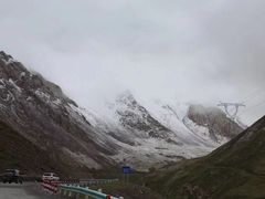 -天山神秘大峡谷