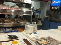 -华莱士·全鸡汉堡(财经学院店)