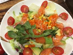 牛油果海鲜沙拉-小川洋风料理(街道口店)