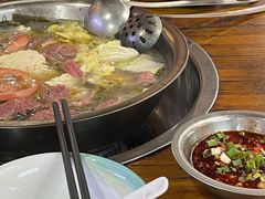 -泸州酸菜豆花火锅川师店