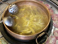 -阿山卓·野生菌火锅·纳西火塘烤肉