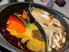菌汤鸳鸯锅-园里火锅(仁和新城店)