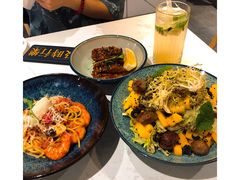 烤肉肠芒果沙拉-BE BRIGHT KITCHEN(正佳广场店)