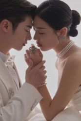 -雨墨婚纱摄影工作室