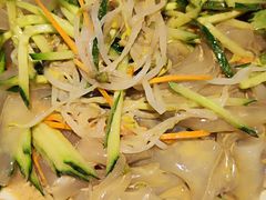 -关东小磨东北菜(上海长风大悦城店)
