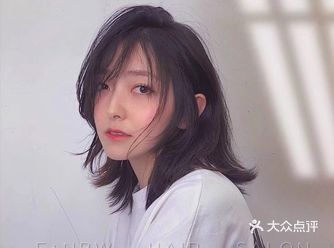 今天给大家推荐可以中发  推荐一款高级感又很好修饰脸