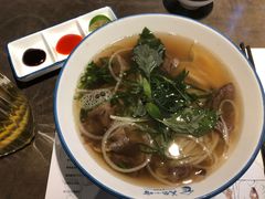 -美奈小馆·越南料理(中航城君尚购物中心店)