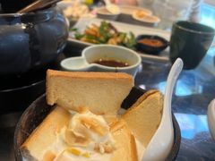 -云海肴·汽锅鸡·云南菜(天山百盛优客店)