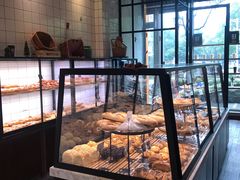面包甜点陈列柜-81bakery(关山路店)
