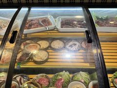 -尚品海鲜肥牛自助火锅(湖明店)