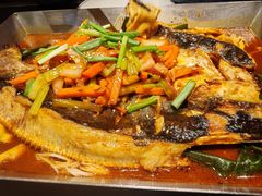 -鸣记脆皮烤鱼·海鲜烤鱼(亿合城店)