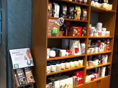 零售区-星巴克(成都机场T2店)