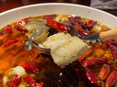 沸腾鮰鱼-解香楼(八盘岭路店)