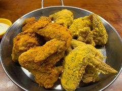 -BHC炸鸡(明洞总店)