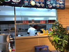 -十三朝牛馍王擀面皮(骡马市店)