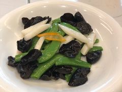 甜豆云耳炒山药-鹿港小镇(金虹桥国际中心店)