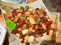 金殿花椒鸡-滇香肴·云南菜蒸汽石锅鱼(云南北路店)