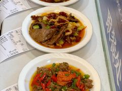-李与白包子铺(桐梓林店)