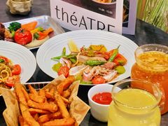 -théATRE茶聚场·餐厅(环球金融中心店)