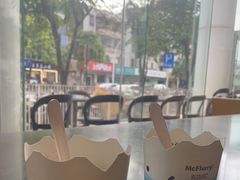 -麦当劳(假日广场店)