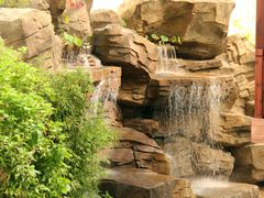 生态园瀑布-北镇龙岗子生态园