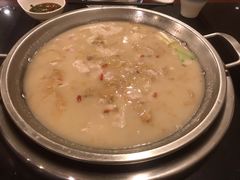 -老来福·非遗酸汤兔(凯旋路店)