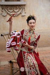 -艾米丽婚纱礼服