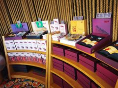 -忆食尚腊味煲仔饭(华南城店)