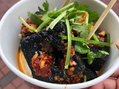 -黑色经典臭豆腐·湖南特产(步行街店)