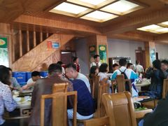 -东巴谷野生菌火锅餐厅