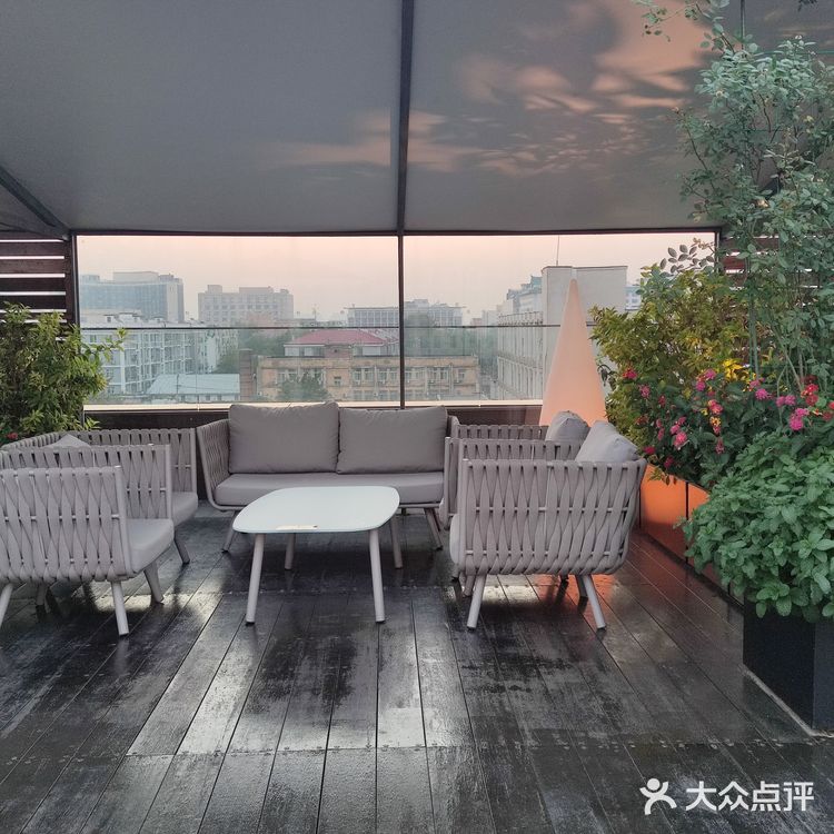 闹中取静的惬意小馆✨