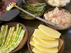 -黄潇洒老火锅(九眼桥宏济巷店)