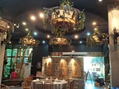 -花溪雨·森林餐厅(石基店)