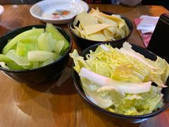 -炉小二铜锅牛蛙•川湘菜(三里屯店)