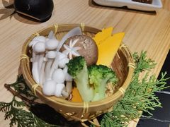 -山川小町·极番烧肉(新地假日广场店)