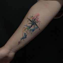 -木子·纹身店TATTOO穿孔·洗纹身