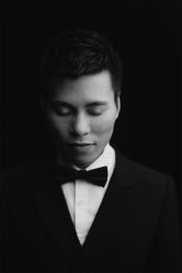 -巴黎婚纱摄影工作室