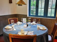 包厢-野蔓果·山野菜(西湖景区·龙井茶田店)