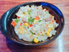 蛋炒饭-三个蒙古大叔羊肉串(大宁店)