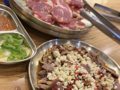 -青瓦餐厅·生鱼片·韩园烤肉(西塔店)