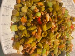 -湘西小馆(滨河路店)