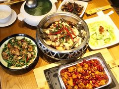 -隔壁老王·家常云南菜(花巷店)