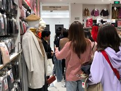 -优衣库(石家庄裕华万达广场店)