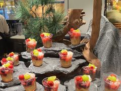 -钱小奴海鲜自助黑金店(杭州滨江龙湖店)