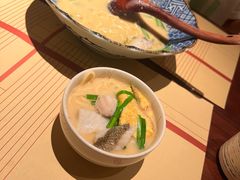 -荣家黄鱼面(前滩太古里店)