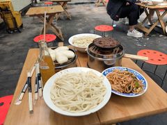 -王菊美食街