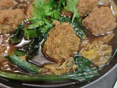 -万和春排骨砂锅米饭(湖北路店)